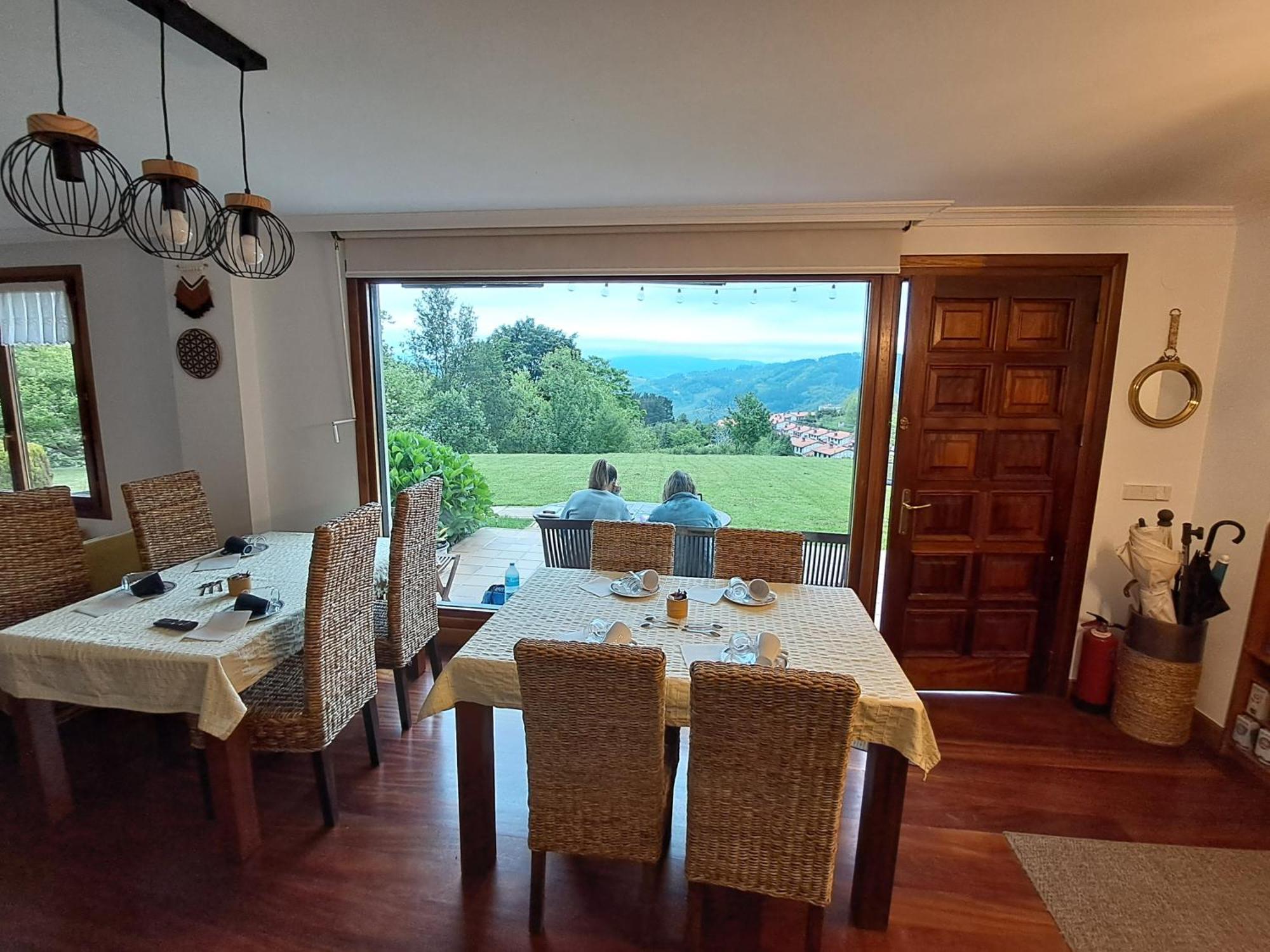 B&B Eguzkitza Elgeta Exteriör bild